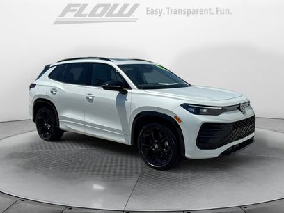 Used 2025 Volkswagen Tiguan SE R-Line