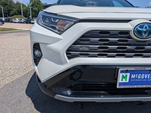 Used 2021 Toyota RAV4 XSE AWD/4WD image 10