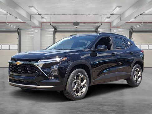 New 2026 Chevrolet Trax LT FWD image 8