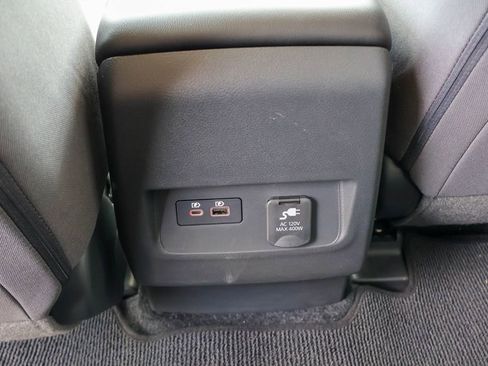 Certified 2025 Nissan Frontier SV w/ SV Convenience Package RWD image 18