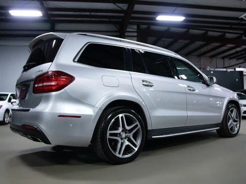 Used 2017 Mercedes-Benz GLS 550 4MATIC image 11