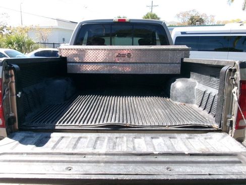 Used 2006 Ford F250 XLT AWD/4WD image 11