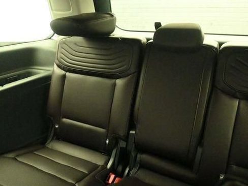 New 2026 Ford Expedition Platinum w/ Platinum Ultimate Package AWD/4WD image 13