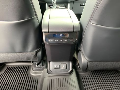New 2026 Toyota Highlander Limited image 13