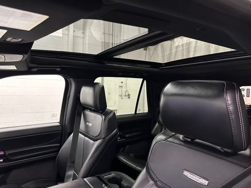 Used 2025 Ford Expedition Max Platinum w/ Stealth Performance Package AWD/4WD image 36