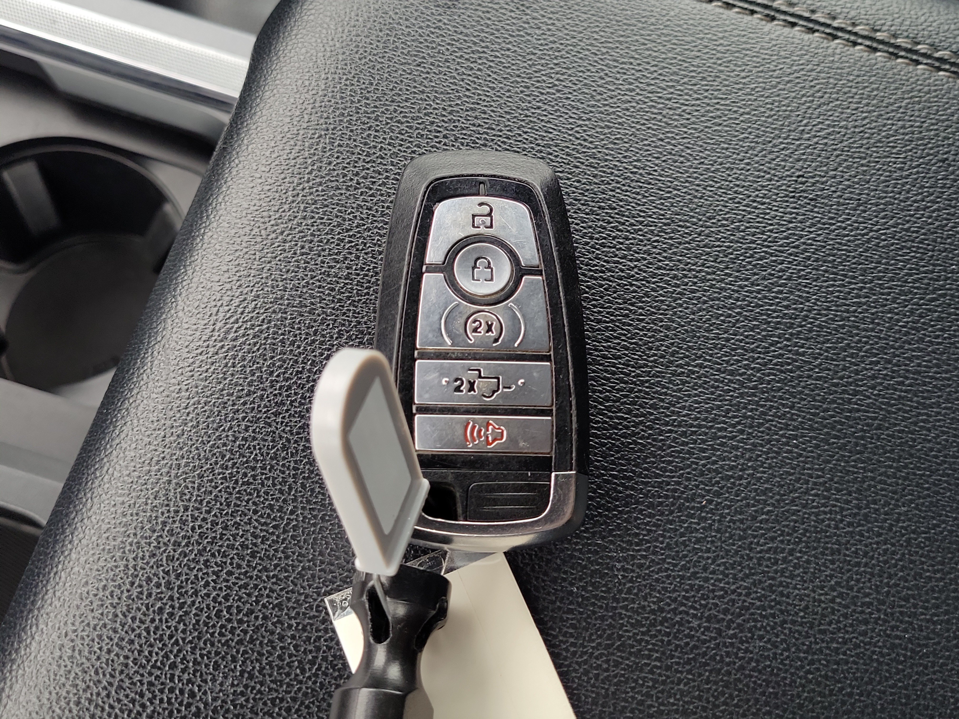 Used 2023 Ford F250 Lariat AWD/4WD image 28