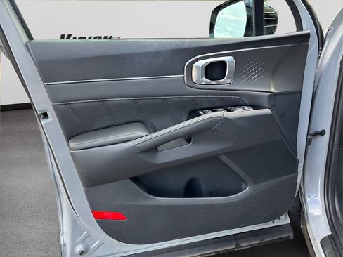 Used 2022 Kia Sorento SX image 21