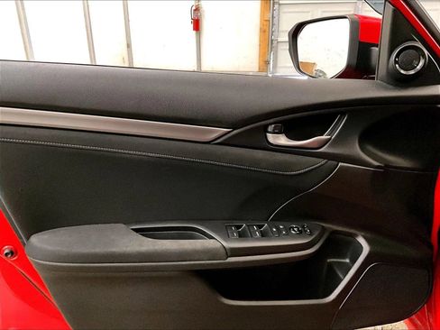 Used 2019 Honda Civic EX image 22