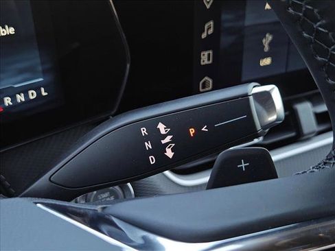 New 2026 Chevrolet Equinox LT image 17