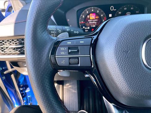 Used 2025 Acura ADX A-Spec image 19