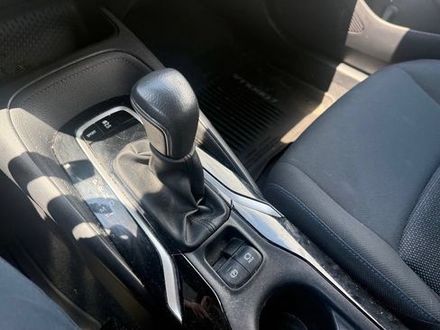 Used 2020 Toyota Corolla SE FWD image 15
