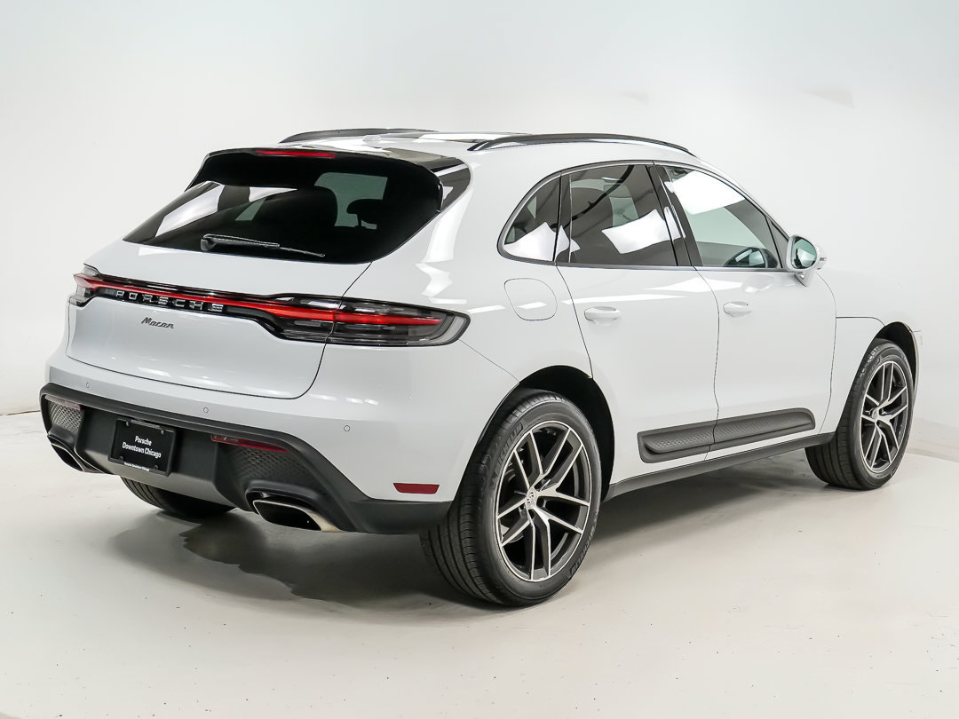 Certified 2024 Porsche Macan AWD/4WD image 10