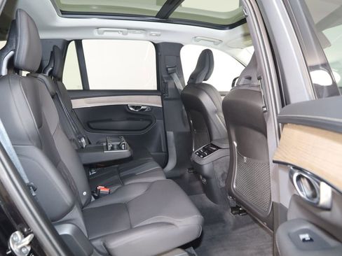 Used 2025 Volvo XC90 B6 Plus AWD/4WD image 14