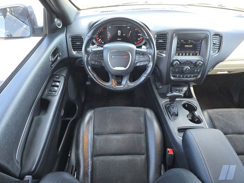 Used 2019 Dodge Durango GT image 28