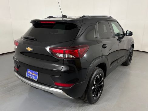 Certified 2023 Chevrolet TrailBlazer LT w/ Convenience Package FWD image 10