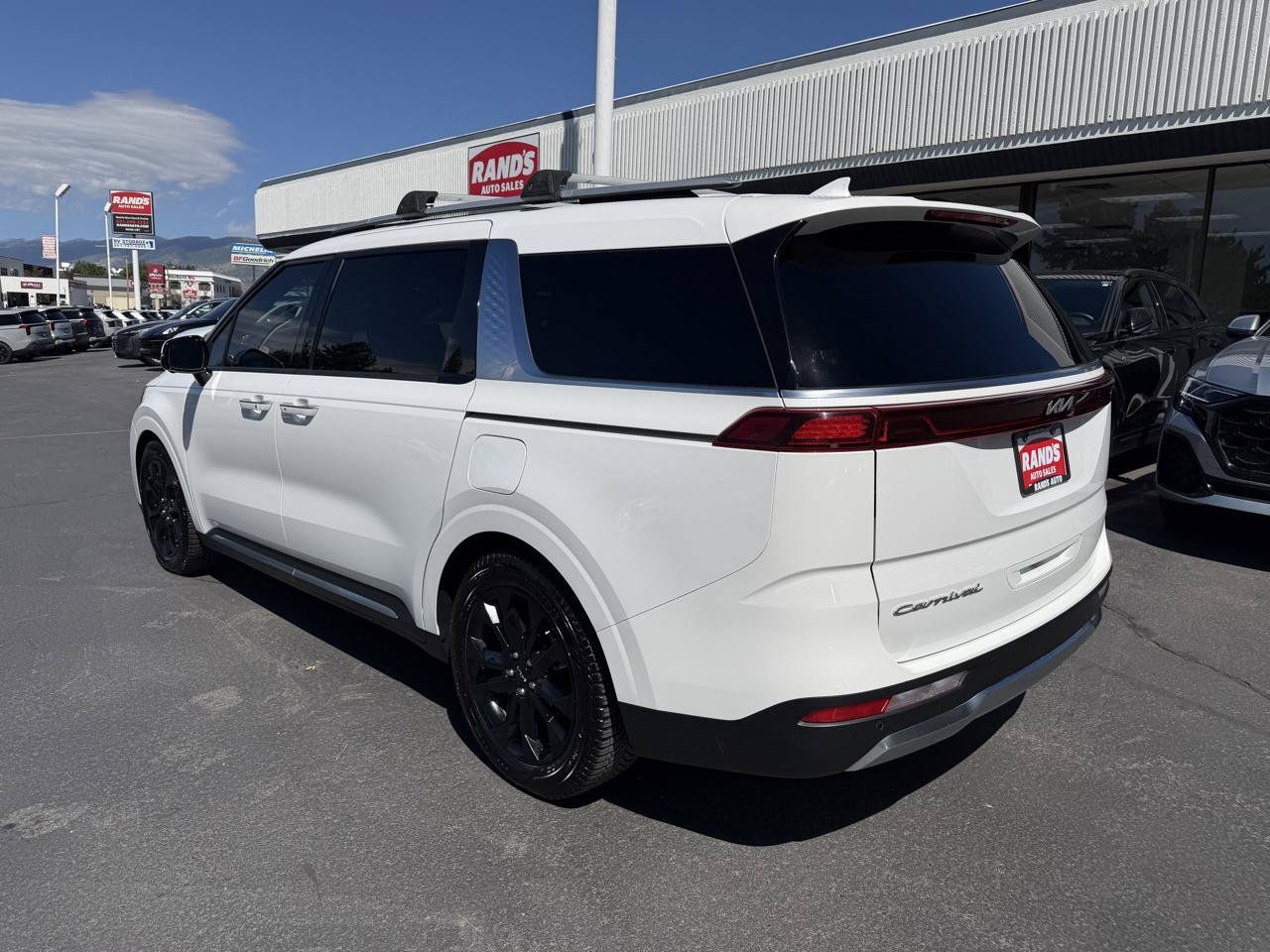 Used 2022 Kia Carnival SX Prestige FWD image 10