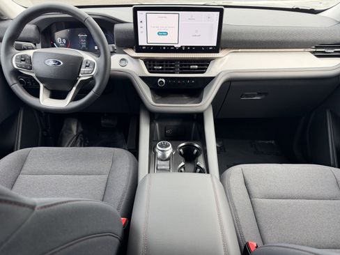 New 2026 Ford Explorer Active AWD/4WD image 9