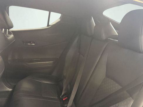 Used 2019 Toyota C-HR Limited FWD image 29