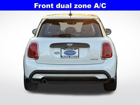 Used 2024 MINI Cooper 4-Door Hardtop image 6