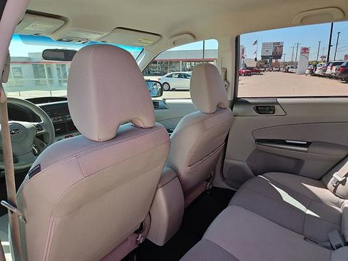 Used 2011 Subaru Forester 2.5X w/ Alloy Wheel Value Pkg image 9