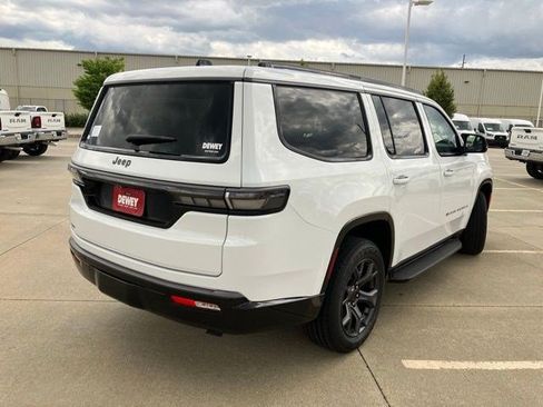 New 2026 Jeep Grand Wagoneer Limited AWD/4WD image 6