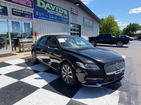 Used 2017 Lincoln Continental w/ Equipment Group 500A FWD image 4