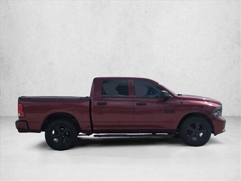 Used 2018 RAM 1500 Express w/ Express Value Package RWD image 4