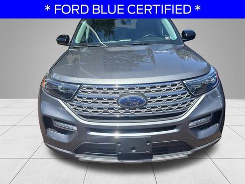 Used 2022 Ford Explorer Limited AWD/4WD image 2