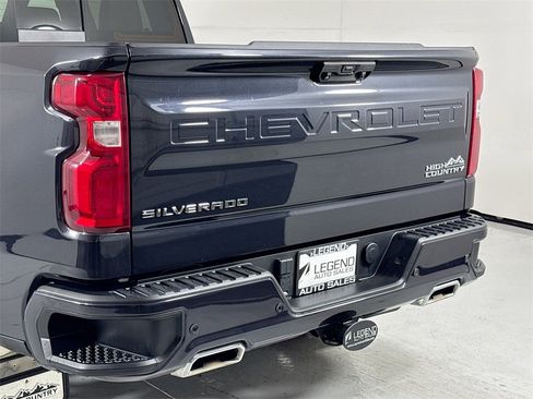 Used 2023 Chevrolet Silverado 1500 High Country w/ High Country Premium Package image 10