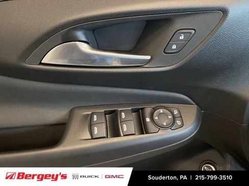 New 2026 Buick Envista Sport Touring FWD image 25