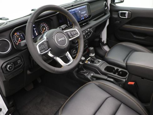 Used 2024 Jeep Wrangler Sahara w/ Technology Group image 17