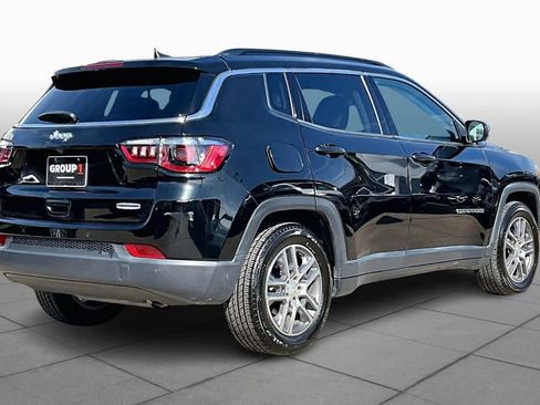 Used 2020 Jeep Compass Latitude image 12