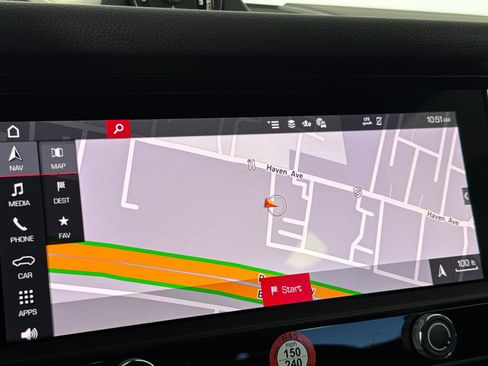 New 2026 Porsche Macan image 22