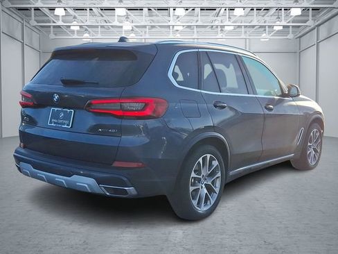 Certified 2022 BMW X5 xDrive40i w/ Luxury Seating Package image 5