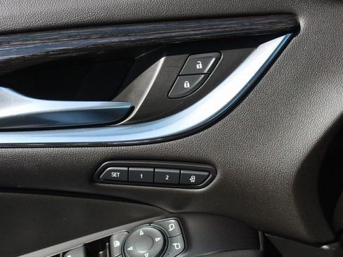 Used 2020 Buick Enclave Avenir w/ Avenir Technology Package image 49