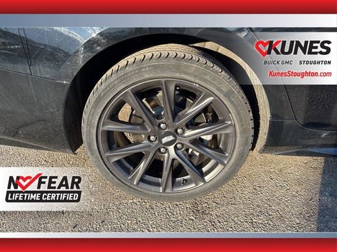 Used 2025 Cadillac CT4 Sport image 14