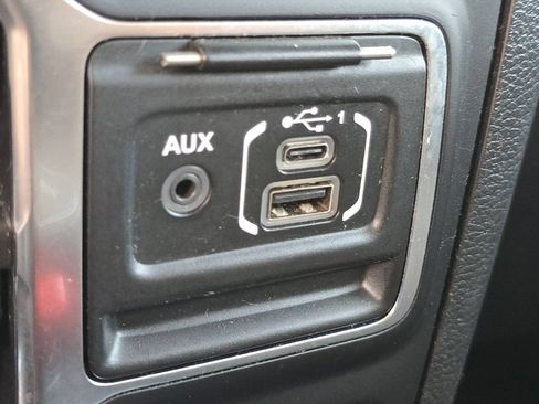 Used 2021 Jeep Wrangler Unlimited Sport AWD/4WD image 4