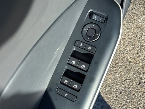 New 2025 Kia K4 GT-Line Turbo image 25