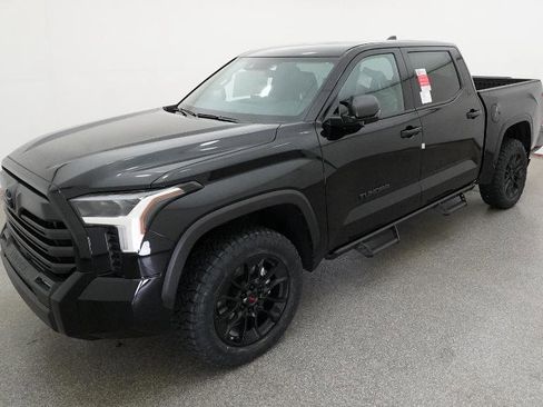 New 2026 Toyota Tundra SR5 AWD/4WD image 30