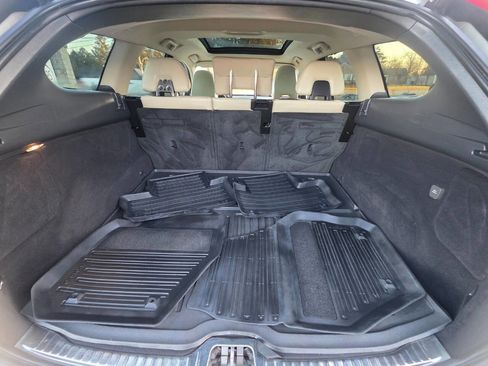 Used 2016 Volvo XC60 T6 Platinum w/ Climate Package image 23