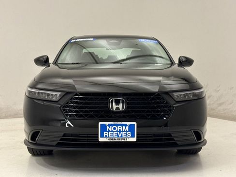 Certified 2025 Honda Accord SE image 3