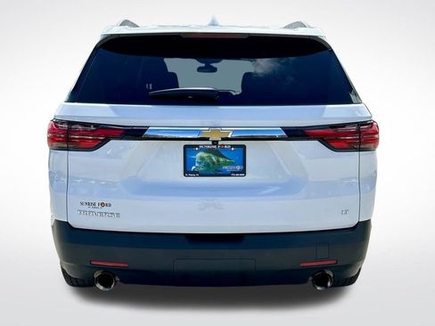 Used 2022 Chevrolet Traverse LT FWD image 6
