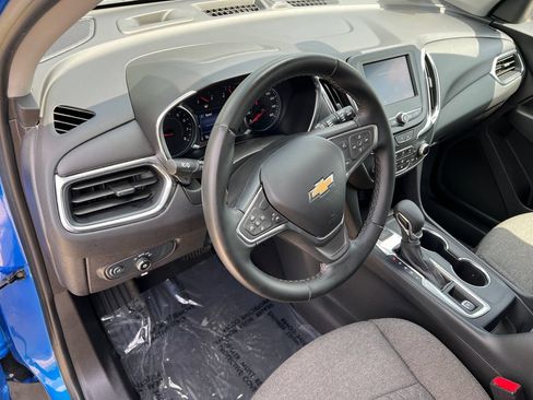 Used 2024 Chevrolet Equinox LT AWD/4WD image 18