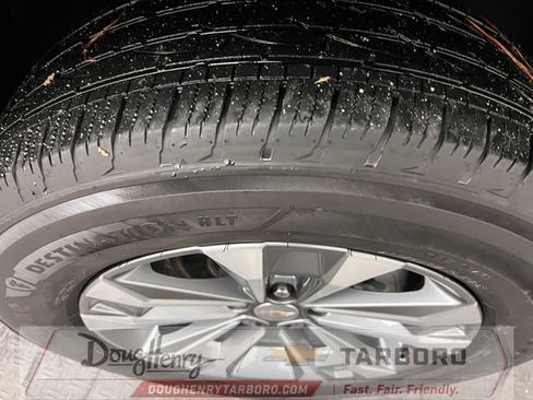 Used 2025 Chevrolet Equinox LT FWD image 18