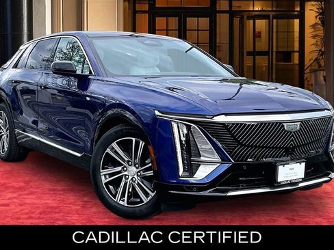 Used 2024 Cadillac Lyriq Luxury RWD image 2