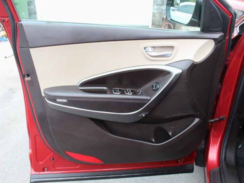Used 2017 Hyundai Santa Fe Sport AWD/4WD image 11