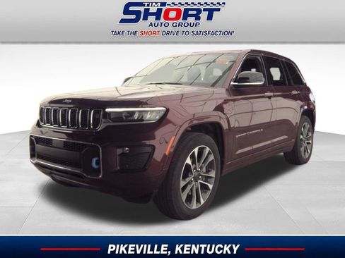 Used 2022 Jeep Grand Cherokee Overland w/ Advanced Protech Group III AWD/4WD image 1