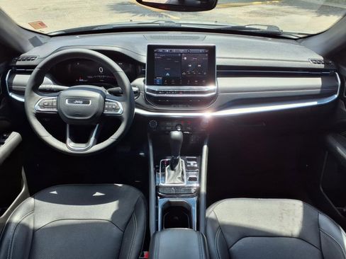 Used 2023 Jeep Compass High Altitude image 3