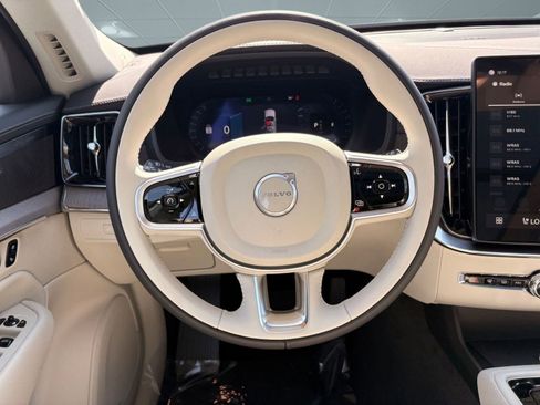 New 2026 Volvo XC90 B6 Ultra w/ Protection Package image 17