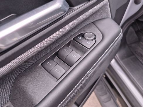 Used 2026 GMC Sierra EV Elevation AWD/4WD image 17